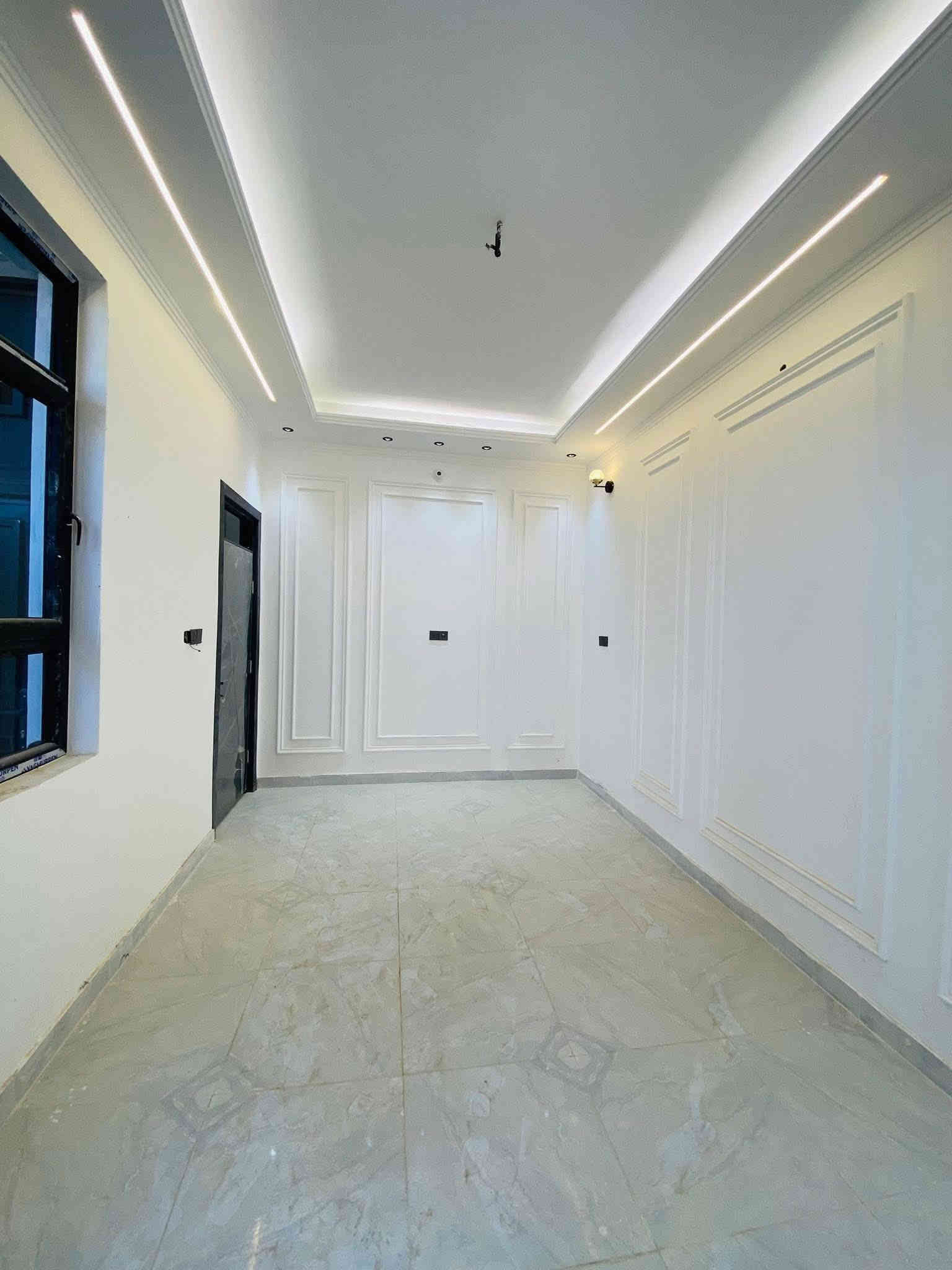 عرض خاص ❤️
لبناء الدور السكنيه 

بناء بيت ١٠٠مً طابق واحد بسعر (٣٨مليونً)
بناء بيت ١٥٠م طابق واحد بسعر (٥٠مليًون )
بناء بيت ٢٠٠م طابق واحد بسعر (٧٥مليون )

مواصفات العمل 👇👇

بناء طابوك وكونكريت مسلح اساس وسقف
🩸الابواب الخارجيه حديد تزكام او قاصه حسب الطلب 
🩸الابواب الداخليه تركي 
🩸الشبابيك الداخليه bvc
🩸محجر جام 
🩸المي والمجاري سمارت 
🩸تاسيس الكهرباء دفن 
🩸ديكورات داخليه (چبس بورد ) وخارجيه فوم 
🩸صبغ البيت من الداخل والخارج مع السحبات 
🩸الارضيه والجدار بورسلاين او الواح حسب الطلب 

يتم العمل باشراف هندسي طول مده البناء 

🛡️هناك عروض اخرى ل اصحاب الاراضي الزراعيه 

للاستفسار//خاص 
او الاتصال //***********
