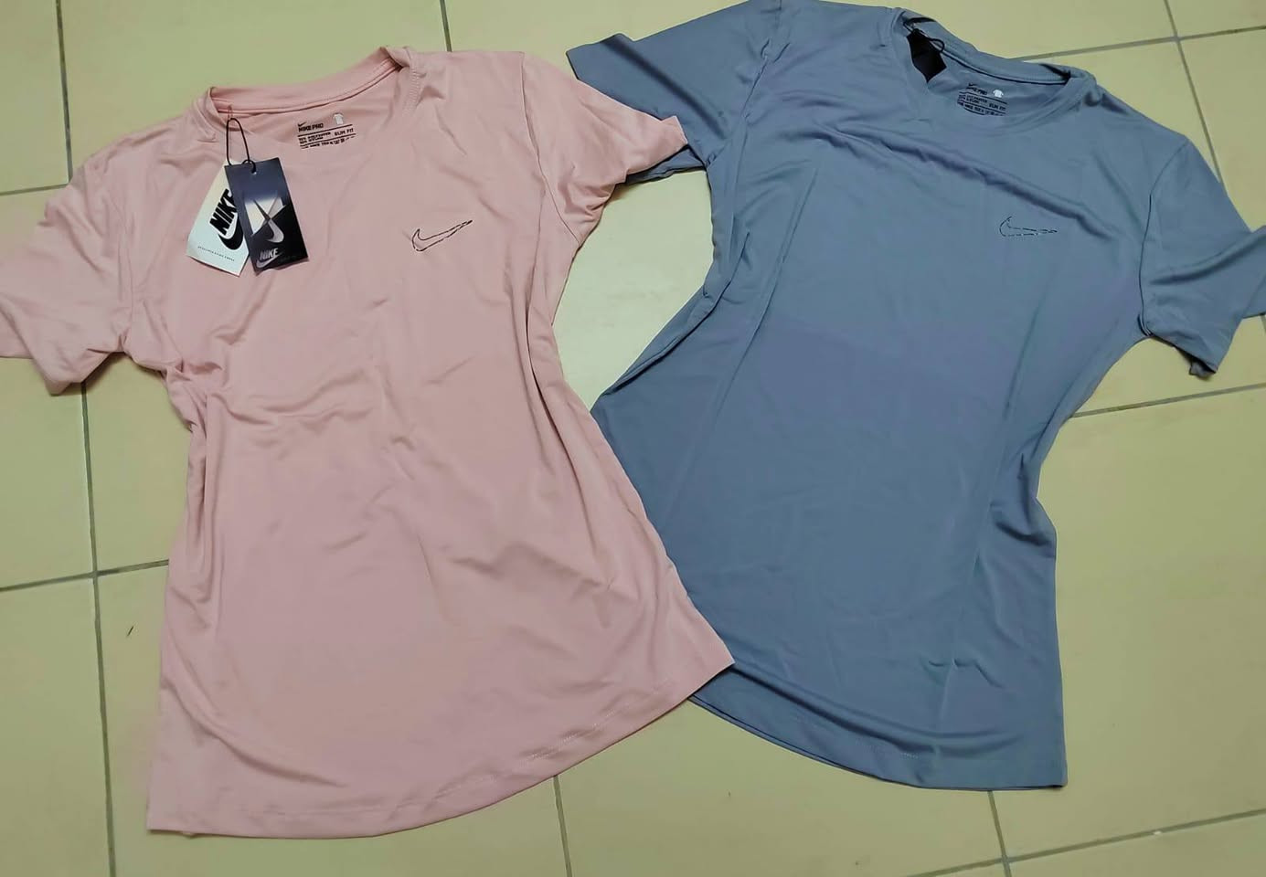 #تخفيضات تخفيضات اخر قطع. تصفية بضاعه 🔥🔥 توصيل داخل
 بسمايه الف. بغداد ٤ محافضات 4

كل قطعه قياس ولون


**إذا كنت صاحب هذا الإعلان وتريد حذفه لأي سبب، رجاءا أرسل رسالة إلى الدعم الفني**