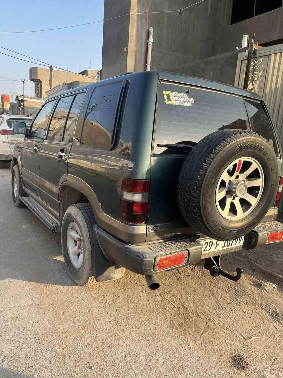 ازوزه 1997 رقم واسط إنكليزي سنويه لل٢٧ مكينه ٣٠٠٠ 
مكينه كير كهربائيات كله جاهز حداده نص عمر 
للبيع السعر ٤٠وبي مجال مكاني البصرة 
***********
