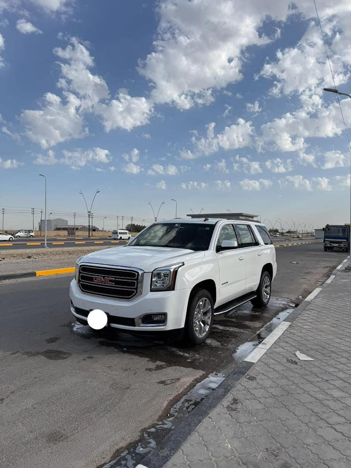 السلام عليكم جمسي يوكن ادوات ادوات ادوات للبيع او مراوس مديل 2016 سياره كفاله عام حادثها من امريكا جاملغ ونفسه مصلح بدون تبديل وبدون صبغ مكينه كير حداده تبريد خير من الله موصفات سياره عاديه SLE شاشه تشغيل عن بعد صندوق كهرباء تخم تاير دلوب اصلي حداده 100/100 داخله سياره حاويه كفاله كص وفتح شاصي وسرقه وانتربول عشائر كلها اكفلها خير من الله سياره ممشاها 200km حتى من رصعه اكفل بجم شرط الكبس بدون ارقام مكاني البصره ***********📞
