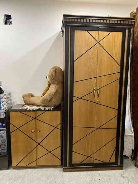 مسأكم خيررر غرفه نوم جديده كلشش يعني استخدام قليل كلشش وعجبتني غرفه وحبيت اغير سعر الشراء25ورقه الشراي يخابر *********** مكانه بغداد الشعب
