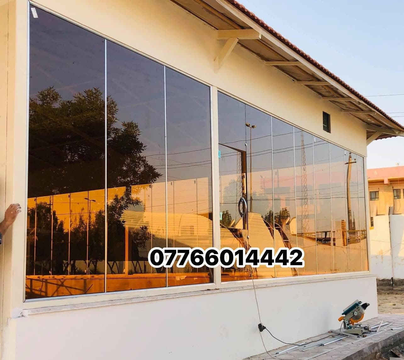 متوفر كافة انواع الزجاج للواجهات المحلات للاتصال***********
