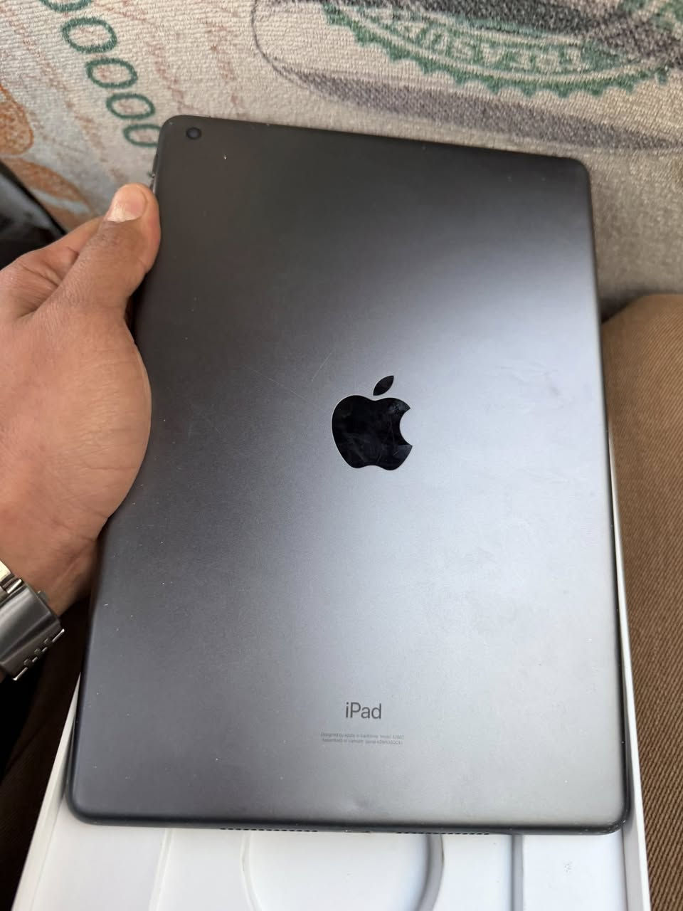 ايباد ٩ للبيع ذاكره ٦٤ مبدل بلازمه
الباقي كفاله 220بي مجال 

ديوانيه ***********
