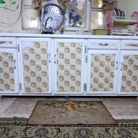 كونتر للبيع مترين ونص  كونتر مستعمل قليل السعر 200وبي مجال الاتضال علئ...