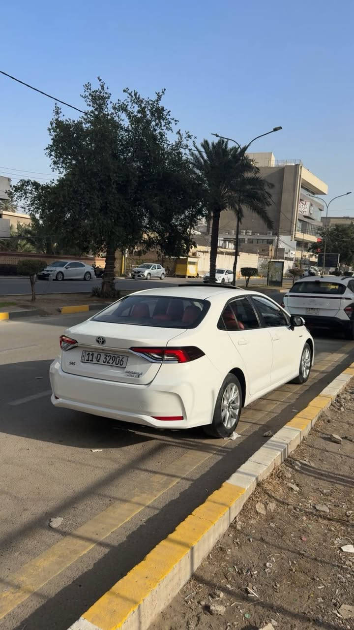 السلام عليكم 
كورلا ٢٠٢٤ 
هايبرد العلامه الزركه 
ماشيه ٣٨ 
كلش جديده السياره 
بيه رصعه بل جاملغ الخلفي الايمن 
مكانه بغداد الكراده 
رقمي ***********
بسعر مناسب عن خواتها 
فقط الشراي يتصل رجاءً بغداد, العراق
