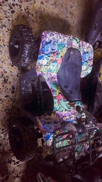 دراجة رباعية للبيع شحن نقص بطاريات السعر 100 وبيها مجال للاستفسار مراس...