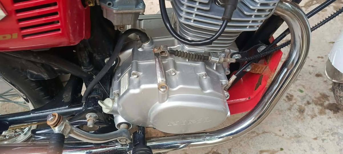 سلام عليكم دراجه نامه امتياز للبيع مديل2025دراجه كامله  وما مفتوحه برغي واحد كلهه بلديه سعد٦٥٠وبي مجال وهاذه رقم راعيهه *********** (مكلف بل نشر)
