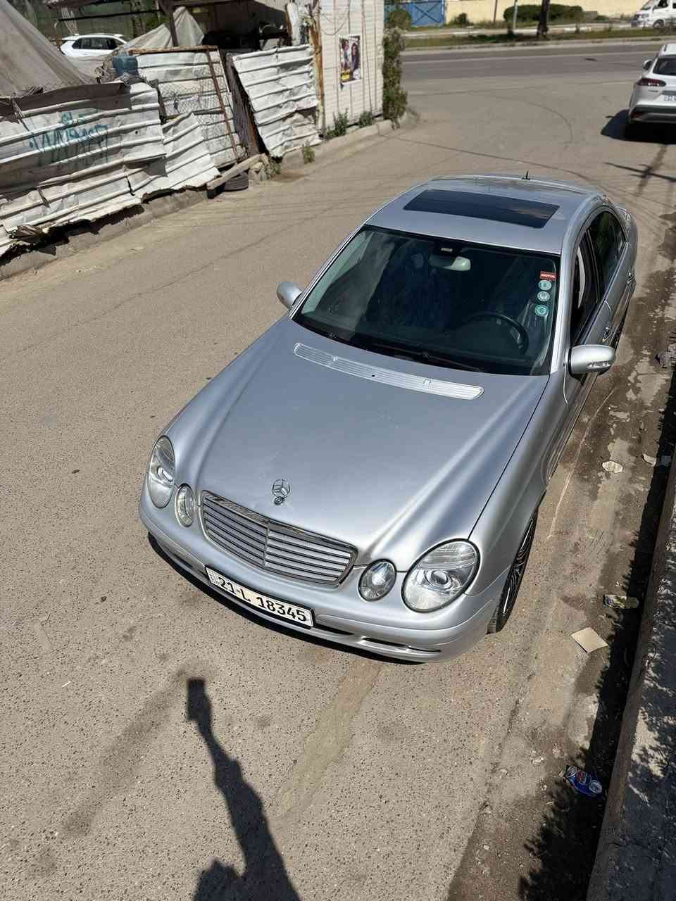 سلام عليكم
للبيع موديل 2003 مكفولة كفاله عامه بارد باب خلفي ايمن فقط
 السعر 125 بية مجال بعد المعاينه
بغداد/الشعب/شارع الاسواق مركزيه
هـ/***********
