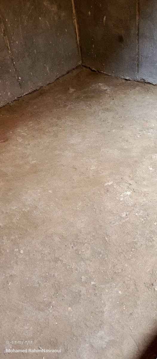 شغله ان شاءلله ينال اعجابكم 

السلام عليكم اي واحد يريد ينضف بيته من لانقاض او تطبيب سبيس تراب يطلع تراب تفليش  حايط تكشير طابوك
يتواصل على الرقم *********** بية وتساب
ادمن وافق
