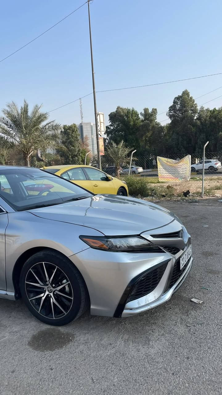 كامري موديل 2024 SE هايبرد
لون سلڤر ، مكينة 2500 4 سلندر ،كشنات جلد ، شفتات رياضي ، 4 انظمة قيادة ، رادار ، مانع تصادم ، تحديد مسار ، جام اوتو ، ماشية 29 ، سايد بريك كهربائي ، رقم بغداد 
وارد امريكي صور الحادث مرفقة بالمنشور الايرباك فقط البردة (دركة ودشبول سليمات)
السعر 180 وبي مجال 
***********
