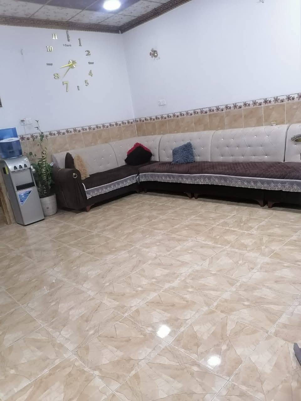 🏦  عروض مكتب بيت الأركان للعقار  🏦

دار للبيع في حي العربي مساحة ٧٥ م 

الواجهة ٧.٥ م العمق ١٠م اتجاه شروق 
 
استقبال مطبخ هول غرفتين وصحيات

موقع حي العربي قرب مدرسة المعالي 

🏦                                               🏦
السعر على التليكرام https://t.me/alarkan_1
للاستفسار مراجعة مكتب بيت الأركان للعقار 

موقع موصل حي العربي قرب مطعم ماشاءالله 

*********** / *********** / *********** 🏦
