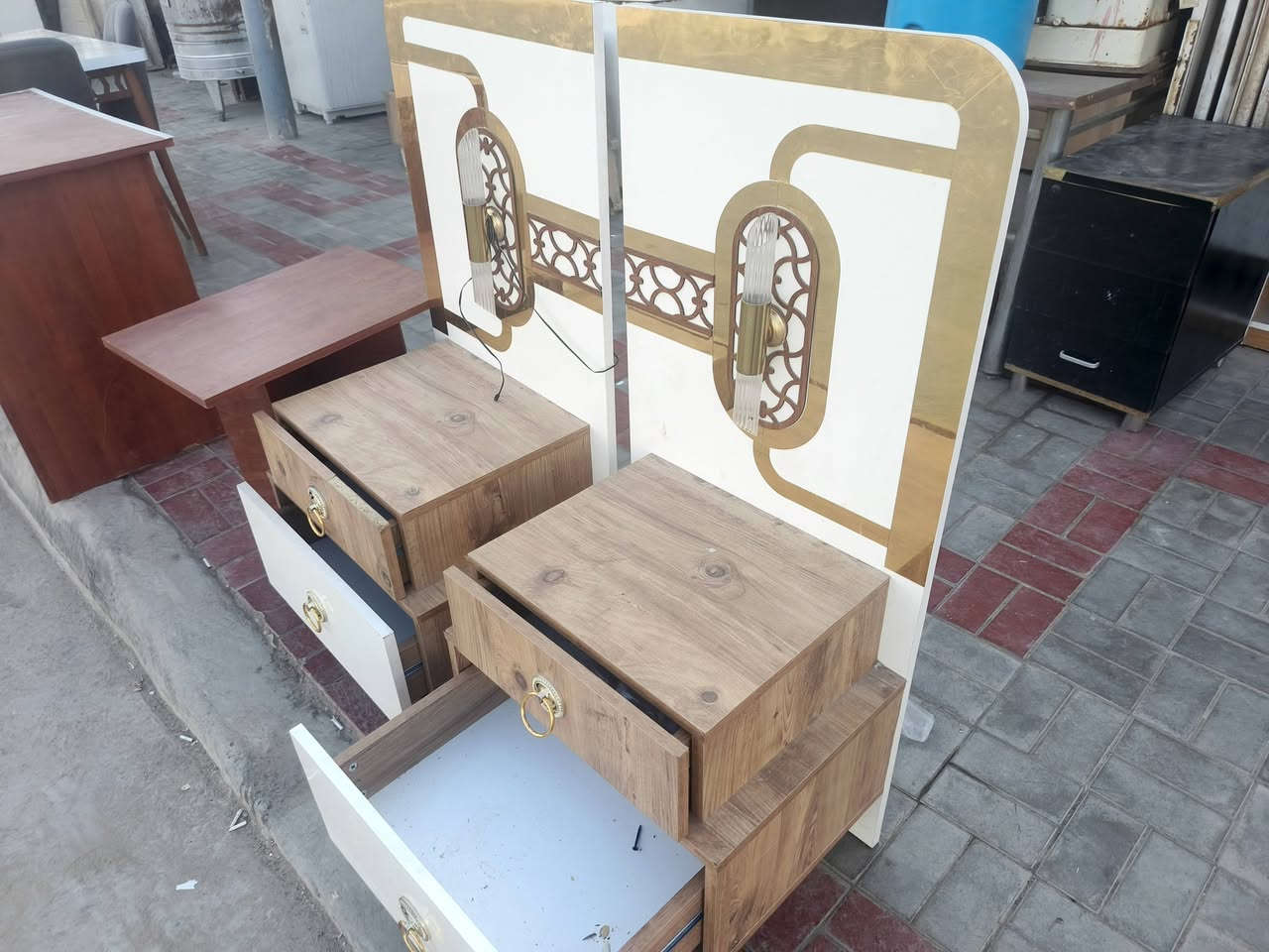 السلام عليكم
السلام عليكم
مزاد جوهره كربلاء البيع والشراء جميع إلاثاث الجديد والمستخدم المنزلي والفندقي والمكتبي 
وبأسعار تنافسية 
الحر الصغير قرب جامعة اهل البيت 
***********
@إشارة
