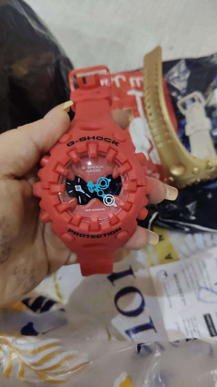 كلمن والسعر شرط ضمان سنه و 30 تحت الماء 
مكينه ياباني اصلي وليس كوبي  الاستفسار الاتصال 
*********** وتساب
