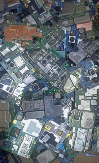 موبايل • بدون تفاصيل • موديل غير محدد