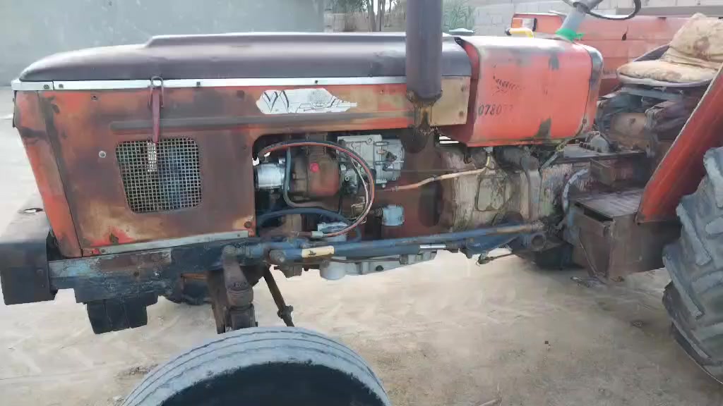 عنتر للبيع موديل 1990 وضع شركه نكره سلف كفاله عامه أصولي رقم وسنويه *********** عنوان بابل ناحية الطليعة
