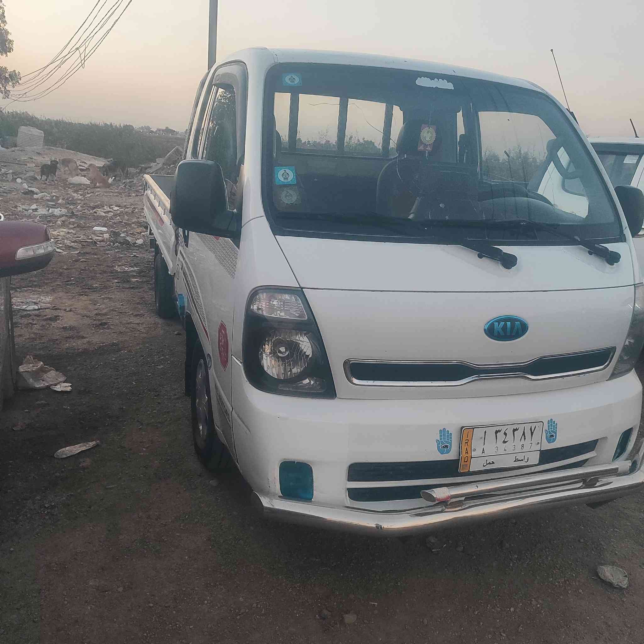 كيه موديل 2015 رقم واسط. بسمي مكفوله سياره من كل عيب هذا رقمي ***********
