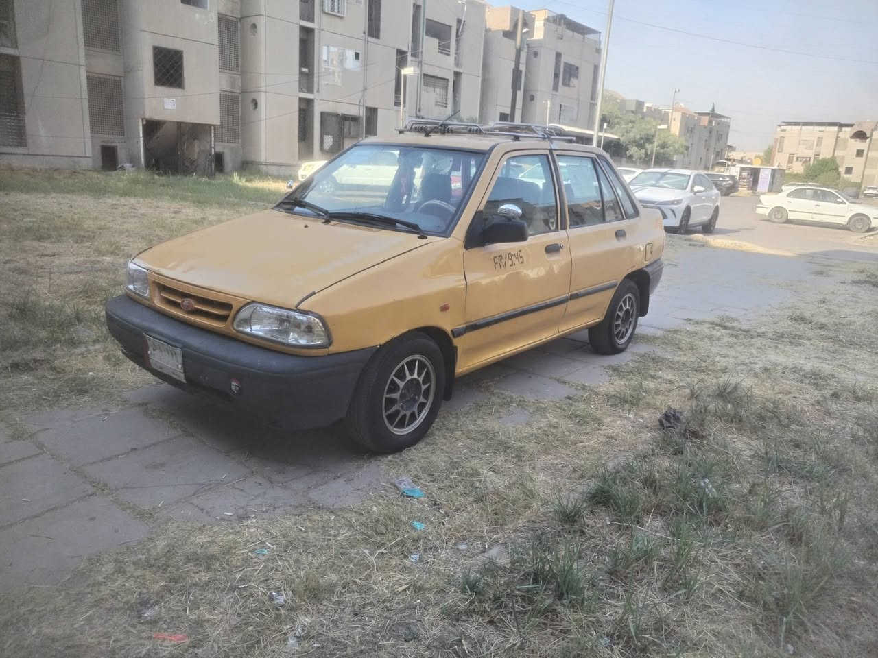 سايبه ٢٠١٣ للبيع سياره جاهزه كير ومحرك خير من الله تبريد شغال سياره بدون حادث بدون صبغ شواصي بلاديه داخل نضيف جدا حداديه حلوه هيئه مصفره تحويل مباشر العنوان البياع *********** السعر ٢٨ ومجاال بسيط
