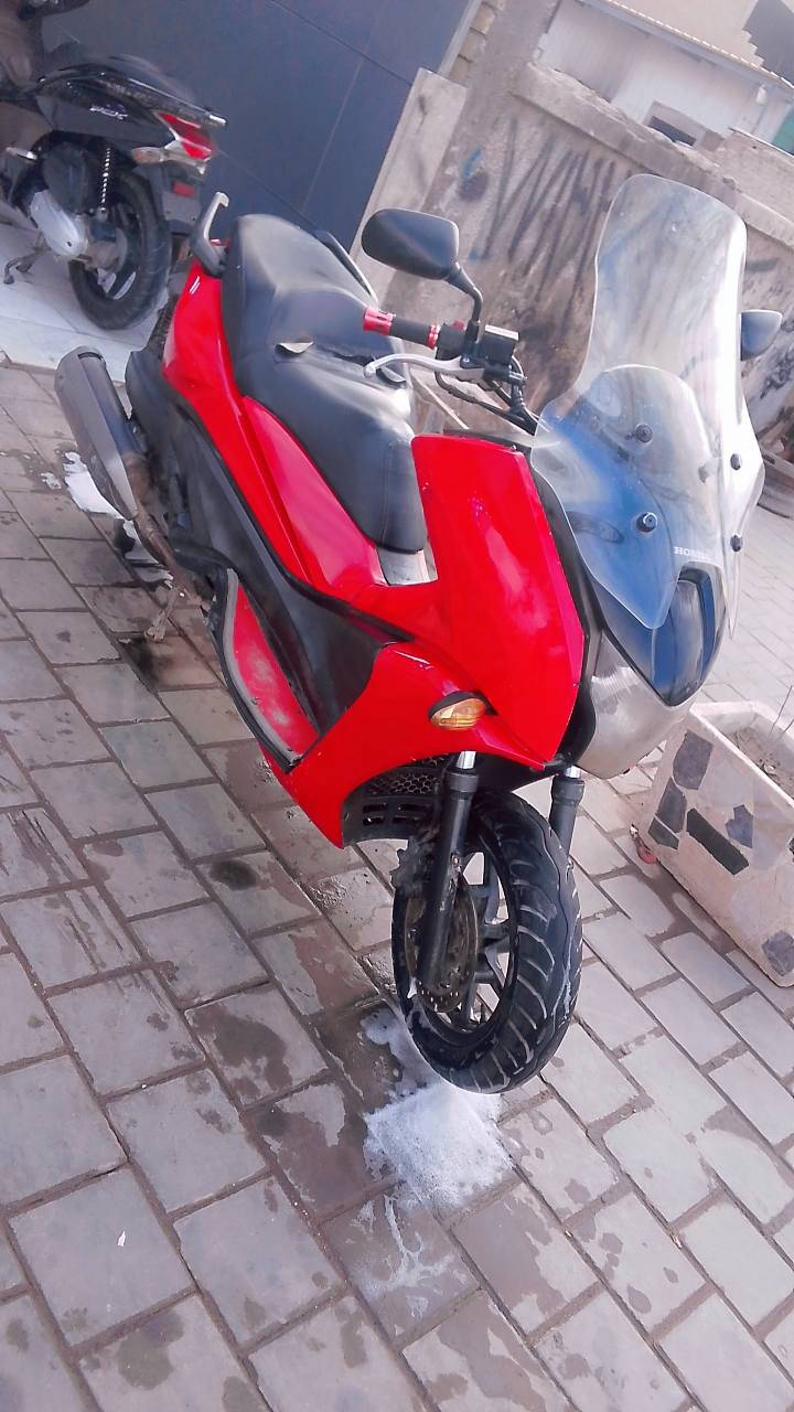 دراجه فاز للبيع بيه ملاحضات بسيطه كفر مكسور موجود سعره مليون مكاني الامين الثانيه رقمي ***********
