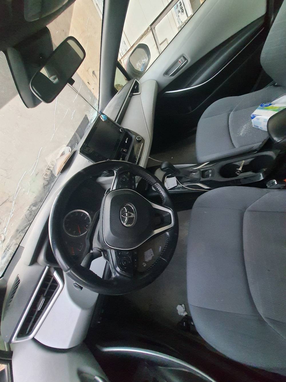 سلام عليكم كورلا موديل ٢٢ رقم بغداد معوقين راعيها موجود سياره بيهه بجم وباب سايق ضربه خفيفه محرك وكير مكفول سياره شغاله 