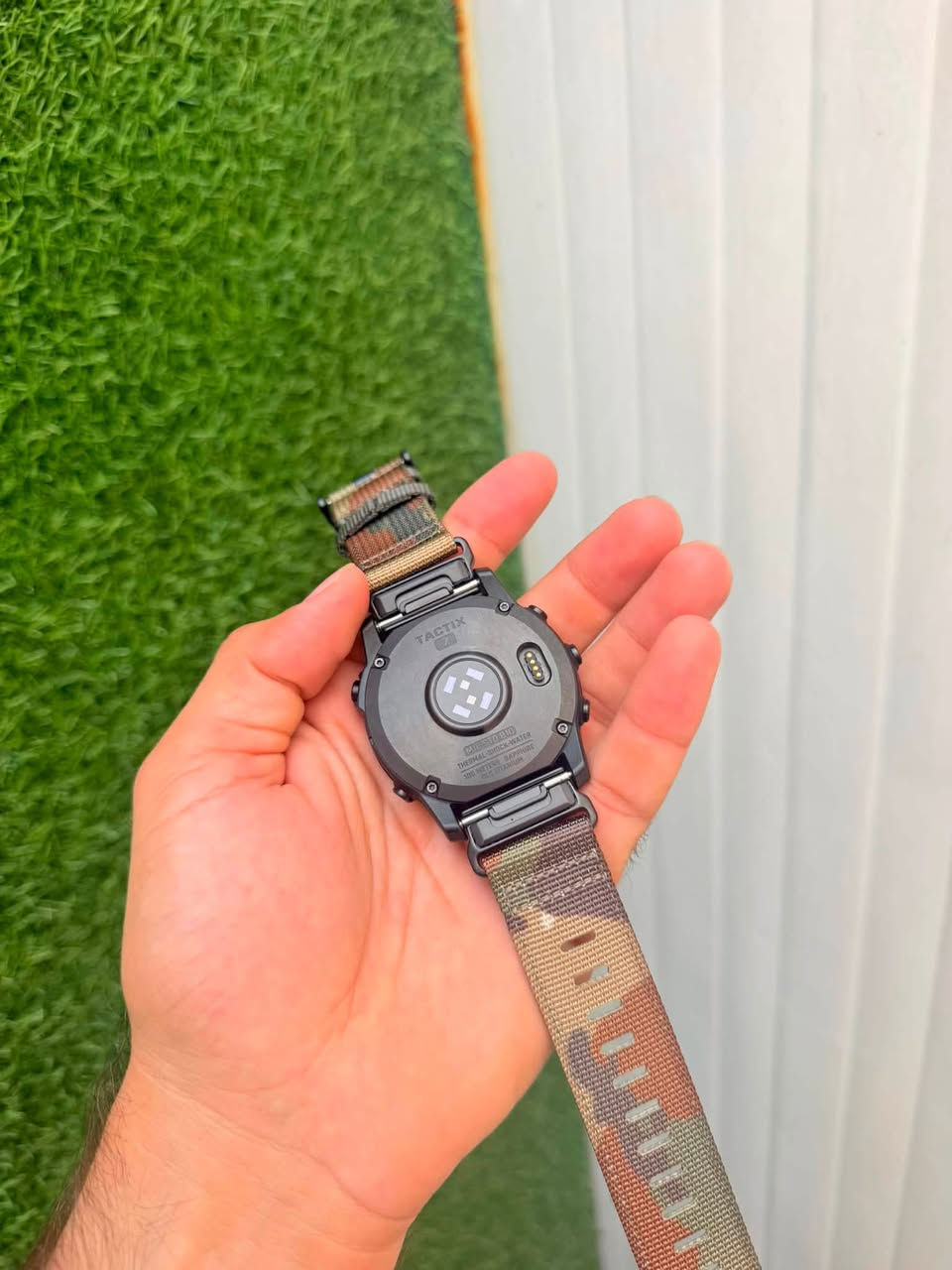 توفر الان الساعة العسكرية 
Garmin Tactix 7 pro sapphire solar 51mm Titanium 
مستخدم النظافة 85‎%‎ مع ملحقات كيبل الشحن +سير اضافي عسكري+مع ربل اسود +سدادة شحن+ لاسق شاشة 
والتوصيل مجاناً 
السعر مخفض جدا بسعر 950 الف دينار 
سعر الجديد مليون و915 الف 
للحجز واتساب ***********
