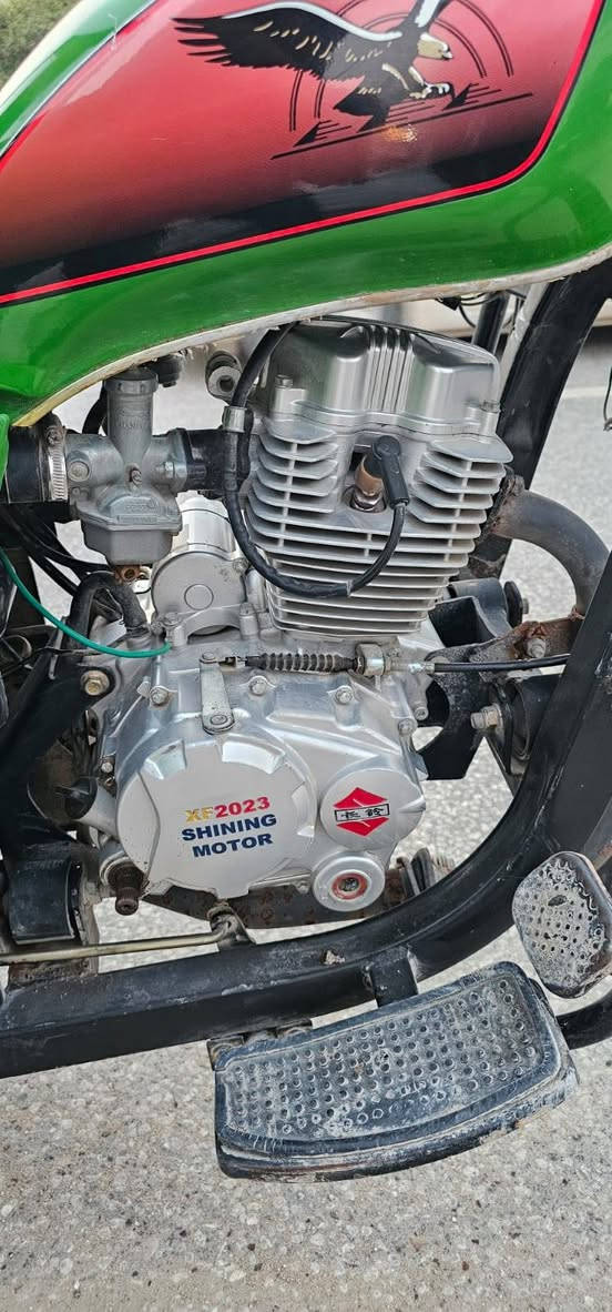 سلام عليكم لبيع ستوتا 23 اوراق بسمي محرك مبدل بي كلجات وبي خيط تبخير سعر 2300 هاتف ***********
