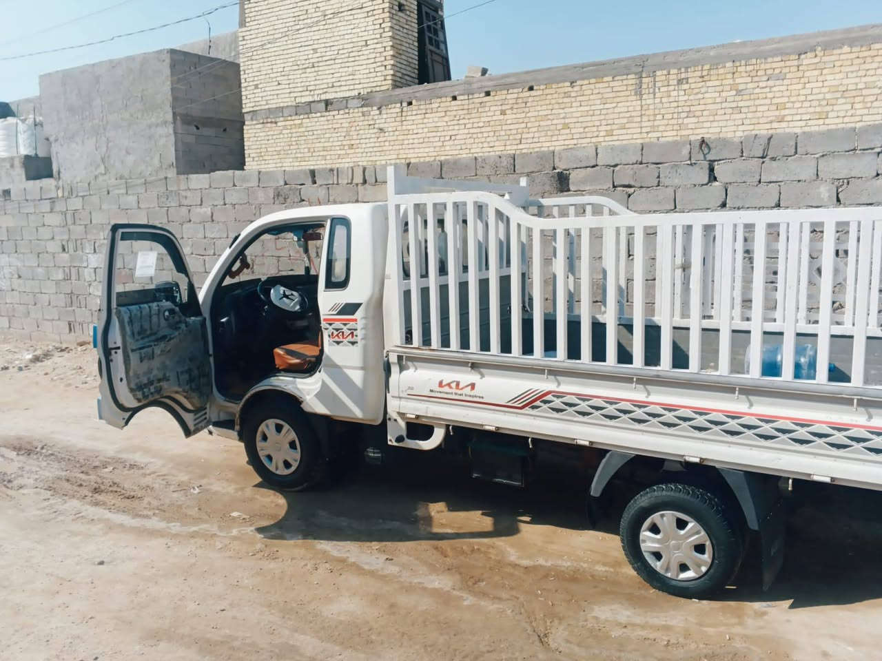 كيه لبيع موديل 2009تبريد ثلج مكفوله شاصي كير محرك تحويل مباشل صدر جديد اتخم تاير جديد تيد تحويل تيد وكاله سعر 94 بيها مجال ***********بي وتساب
