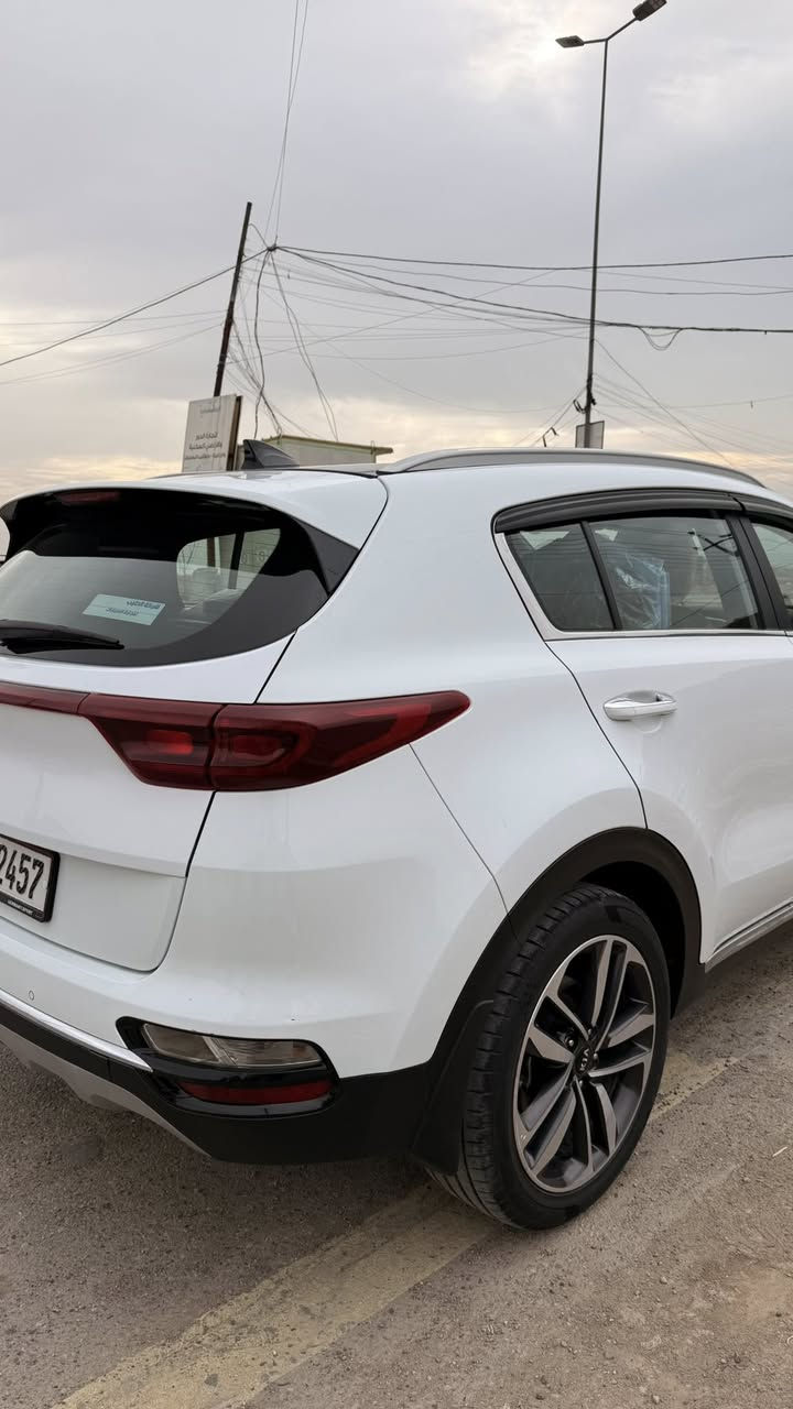 Kia
كيا سبورتج جديدة خليجي موديل ٢٠٢١ الشركة الدولية فول مواصفات محرك ٢٠٠٠ دوش
رقم بغداد تحويل ثاني يوم
ماشية Km66
السياره مكفولة من الصبغ والتبديل والبارد
معروفة مواصفاتها
بانوراما
بصمة دخول وتشغيل
لشغيل عن بعد صندوق كهرباء
سايد بريك قدم
اوتو هولد
شاشة كبيرة
اريل نفكيشن
كشنات جلد تحكم كهرباء سايق والصدر داخل لونين حمصي واسود
حساس امامي وخلفي
خمسه ويل كب
مري شفط واشاير بل مري
قطعتين تبريد بيانو
كامرة خلفيه
تحكمات ستيرن
شاشه قرائه الاعطال
3 انضمة قيادة
صدر امامي خلفي جديد تخم تاير جديد
السعر( $225 )
بغداد الحسينية 
***********
