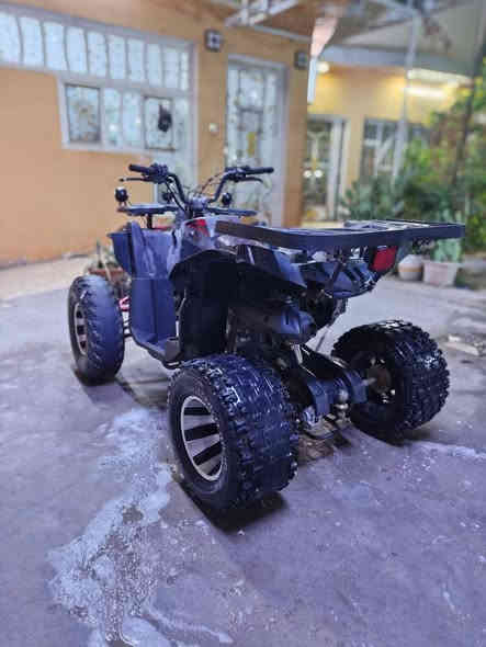 سلام علیکم متاح دراجه رباعيه موديل 2019 مكينه 200cc أوتوماتيك أمامي وخلفي DNR الدراجه نضيفه وحلوه سعره 600 دولار (٨٥٠ الف عراقي) وبيه مجال بسيط مكان سلمان باك البانوراما ***********
