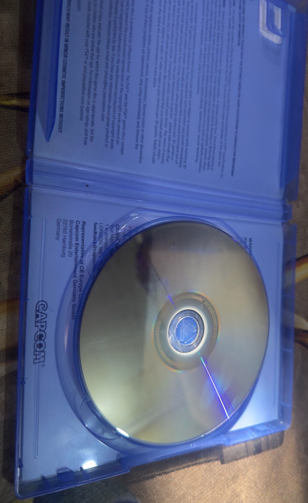 للبيع بسعر مناسب🔴🔴🔴
قرص ريزدنت ايفل 4 ريميك PS4 نضافة القرص 99‎%‎قبل أسبوعين اشتريته 🔥🔥🔥
…..
نسخة PS4 مع ترقية مجانية لجهاز PS5 النسخة الأصلية الإنكليزية، والداعمة للغة العربية بشكل رسمي بالكامل.عش تجربة العميل (ليون) في أجواء غامضة ومرعبة داخل القرية الملعونة، وواجه وحوشاً وزعماء لا يرحمون في واحدة من أفضل ألعاب الرعب والبقاء في تاريخ الألعاب 🔥
….
القرص اشبه بالجديد وسعره 20الف فقط
للتواصل خاص او واتساب ***********
