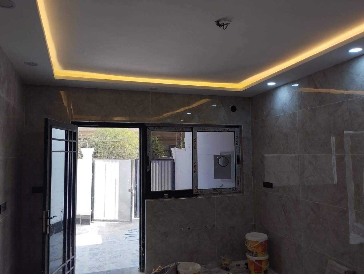 🏦 عروض مكتب بيت الأركان للعقار  🏦

الدار للبيع في حي العربي مساحة ١٦٧م 

الواجهة ٨.٧٥ م اتجاه قبلة السند مستقل 

استقبال هول مطبخ غرفة نوم صحيات

الطابق الثاني ثلاث غرف نوم وصحيات

الموقع  حي العربي قرب جامع  الخشاب 
🏦                                                 🏦
السعر على التليكرام https://t.me/alarkan_1
للاستفسار مراجعة مكتب بيت الأركان للعقار 

موقع موصل حي العربي قرب مطعم ماشاءالله 

 *********** / *********** / ***********  🏦
