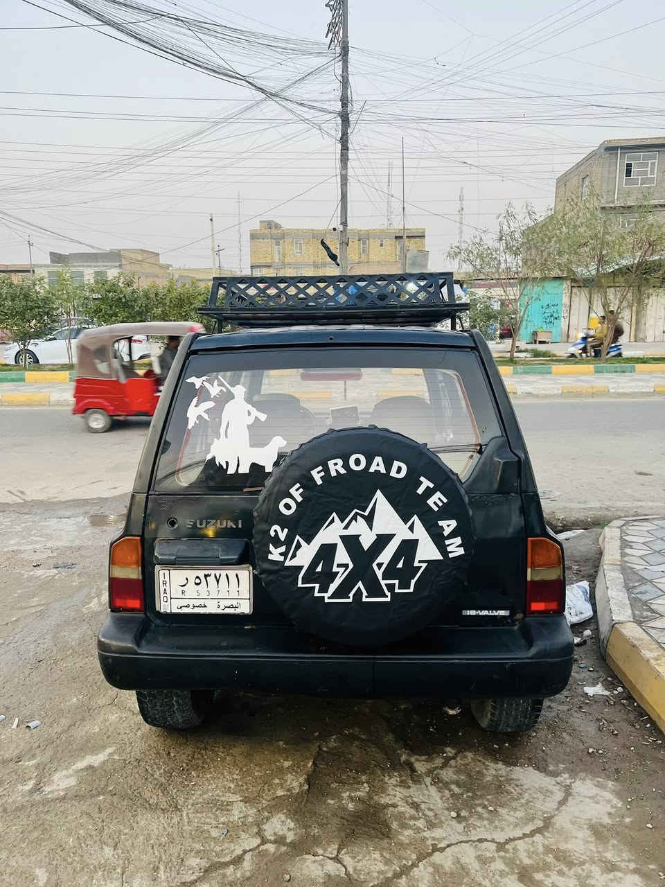 سلام عليكم 
لبيع سوزوكي فيتار 

موديل 92

رقمه بصره مشروع وطني 

محوره بيه مكينه ثري واي 

دوشمه جديده 

تخم تاير جديد 

حداده خير من الله توني معمره

مابيه قص جاهزه السياره 

العنوان ناصريه قضاء الرفاعي 

السعر ٣٨ 

الرقم ***********
