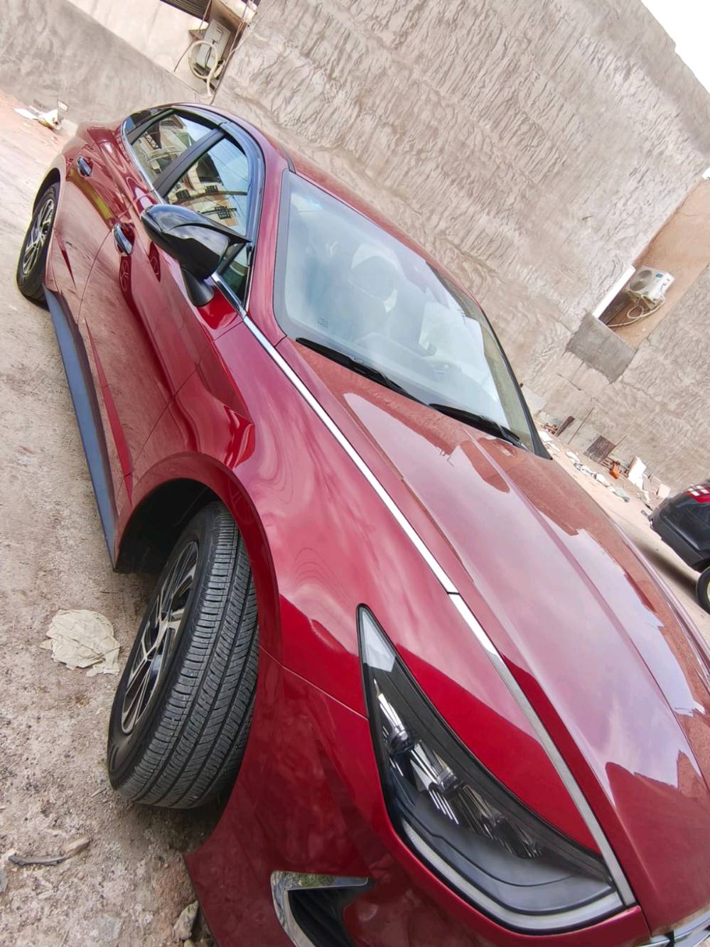 حادث فقط بنيد بدون ايرباك بدون دواخل حادث سطحي مبدل ومصبوغ فقط
هايبرد
محرك 2000
فئة blue
 رادار نقط عمياء تحديد مسار توقف ذاتي اوتو هولد
 بصمة دخول وتشغيل شفتات ستيرن 
 تشغيل عن بعد
سيارة جديدة بمعنى الكلمة 
ماشية 23 الف كم 
 195 وبيها مجال 
بغداد حي الجهاد 
***********
