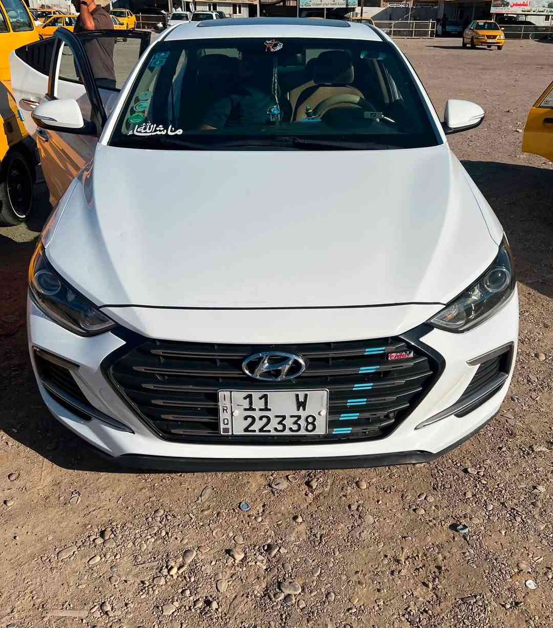 النترا 2019فول موصفات 1/1 نضافه  بارد بيها فقط بس بلجاملغ امامي بلمكان العبري محركه 2000دوش لتواصل 
***********
