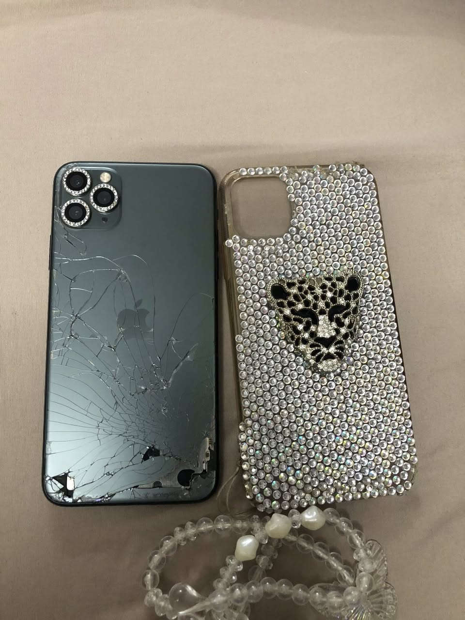 ايفون 11 برو ماكس ذاكره 64 مبدل شاشه وباطاريه عطله الدكم متشتغل لتعلي وتنصي وكامره كالولي شريط ب10 اريده ب150 بغداد واكو توصيل


**إذا كنت صاحب هذا الإعلان وتريد حذفه لأي سبب، رجاءا أرسل رسالة إلى الدعم الفني**