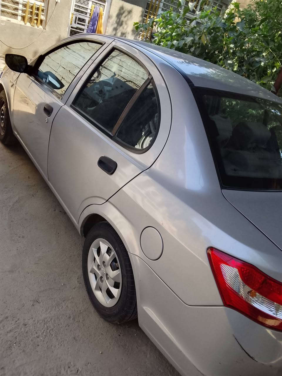 سينا 19للبيع حره سنويه جديده مصفره
بيها تلحيضات بسيطه 
بغداد السعر 49وبيها مجال رقمي ***********
