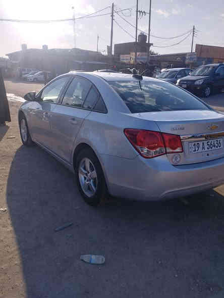 شوفرليت كروز موديل 2016وارد امريكي حادثه بنيد تبديل بدون إرباك مكينه 1800جاهزه من كلشي عارضة ب72 وبيه مجال بسيط ***********
