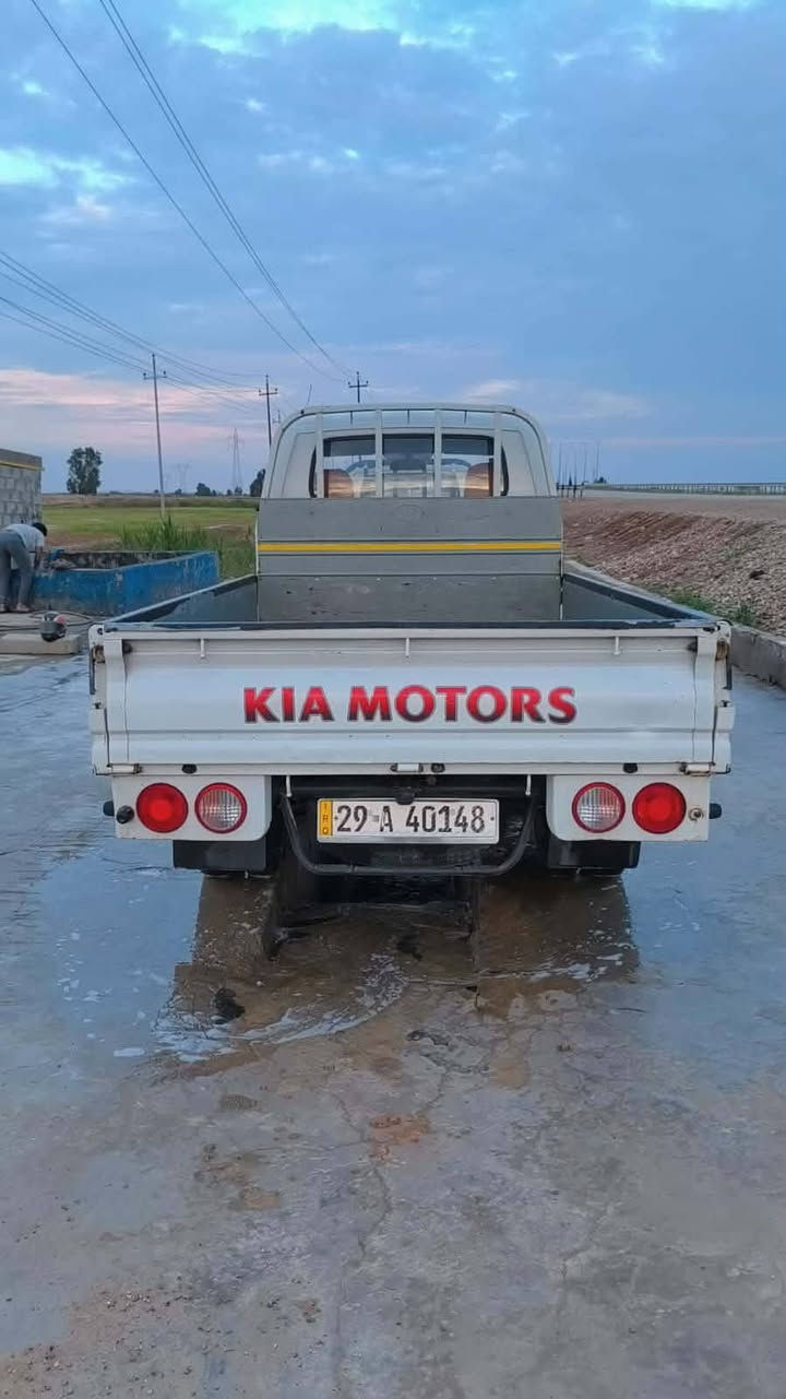 سلام عليكم شباب كيه مديل 2018 للبيع مكفوله ستفسار اتصل  ***********
