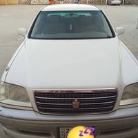 كراون ٢٠٠٢ • ٩٦ ألف • محرك وكير كفالة