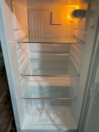 بلازما ٥٥ • ثلاجه ١٢ قدم • ضمان سنتين