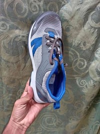 مقاس ٤٠ • نظيف ١٠٠٪ • توصيل ب٥