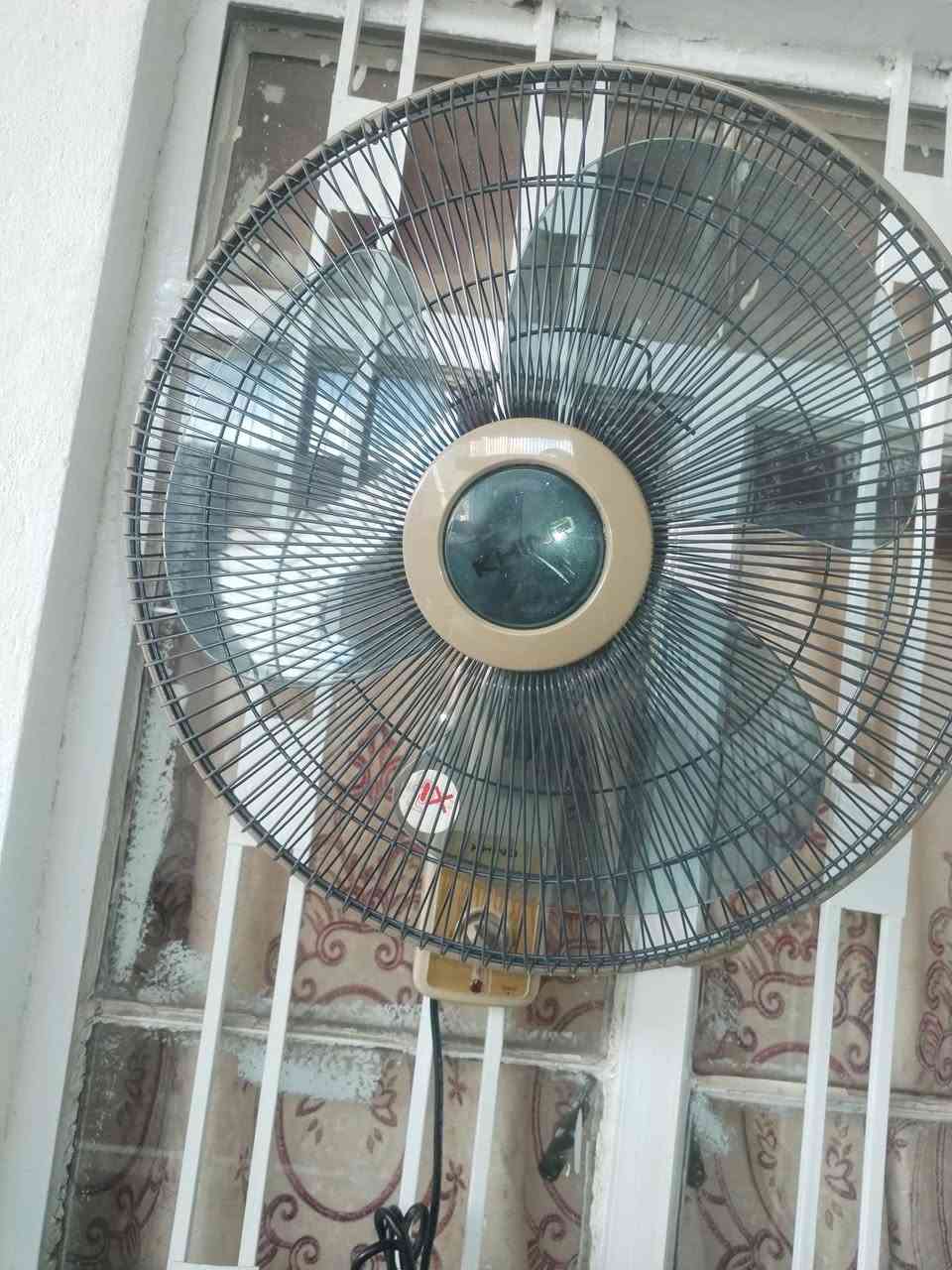 غراض للبيع شاري اتصل ***********
***********
كلو شغال
