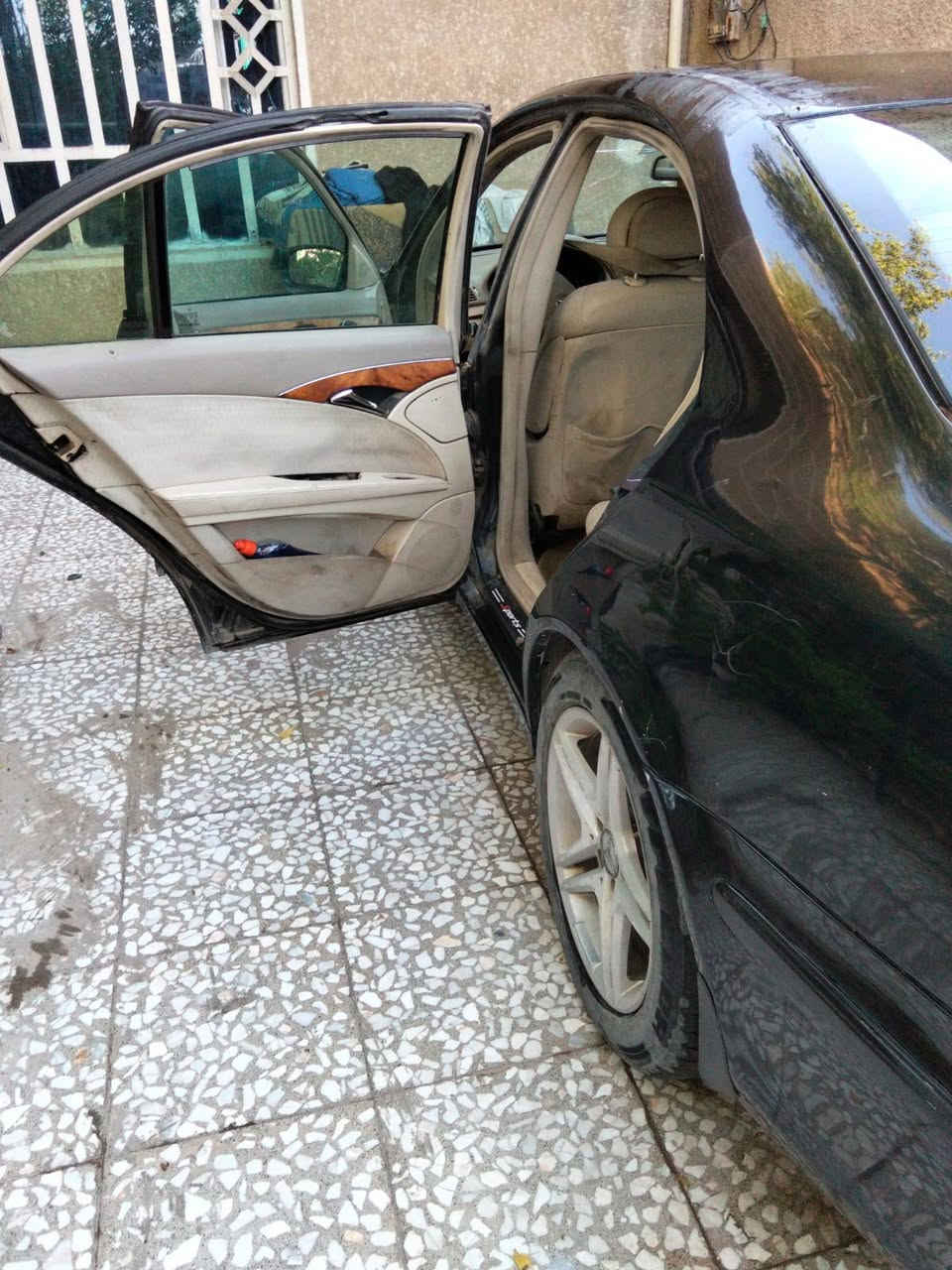 حجم 211 كير مكينه خير من الله بطه3000
سياره جاهزه سنويه ساقطه رقم سليمانيه اخوان ملاحظه 
((سياره اصوليه روح دكها وين متريد بس راعيها ماندله ابيعلك كوم حديد))
مكاني بغداد العبيدي 
السعر ٨٥ وبيها مجال خواتها كلهن فوك شده 
*********** الاستفسار
