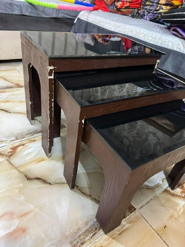 ميز وسطي و ٣ طبلات
شارع فلسطين 
***********
