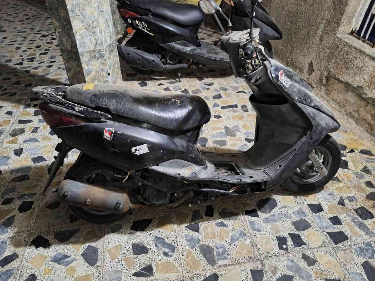 ڛلآ۾ ؏ليڴ۾ 
دراجه بريز البيع بس كفرات تعبانه مامفتوحه رقم الهاتف 
*********** مكاني بغداد
