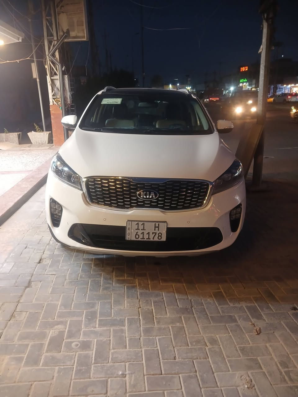 السلام عليكم
سونتو ٢٠٢٠
فول مواصفات جنطه كهرباء وبانوراما 
ماشيه ٦٢ الف
بيه فقط بارد قليل 
السعر ٢٥٠
مكاني الدوره ش٦٠
***********
