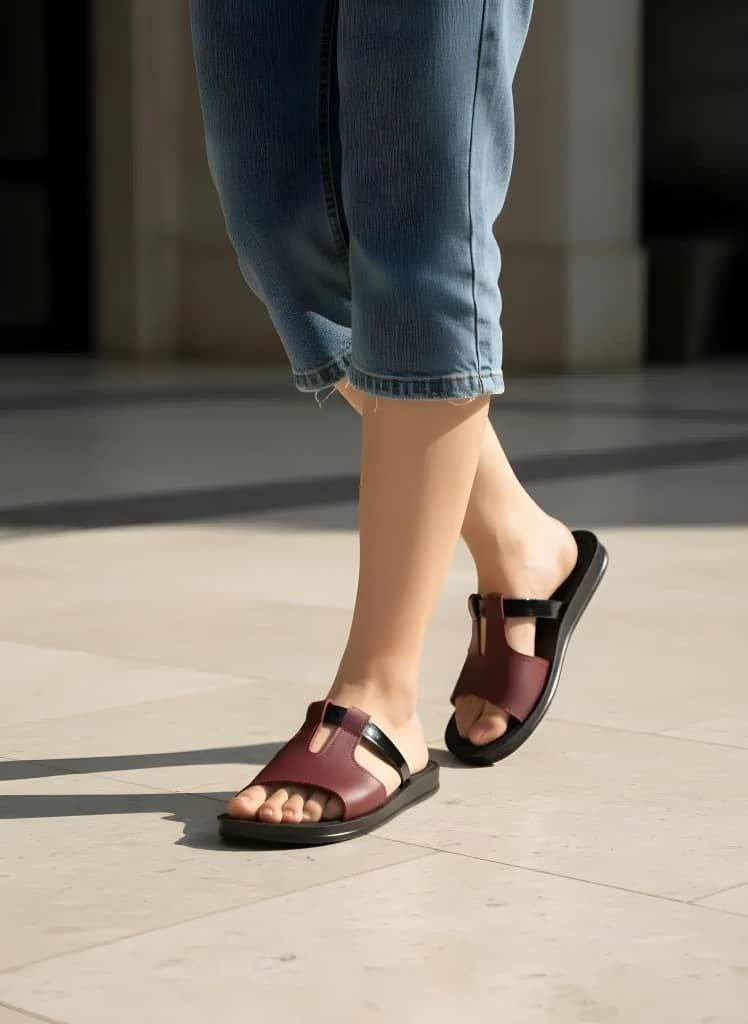 لأصحاب المحلات.. جدد بضاعتك مع "العراب" وتميز بالسعر والجودة! 💼📈
نعلن عن وصول أضخم تشكيلة (جملة) من الأحذية والشحاطات المودرن. وفر لزبائنك الأفضل وارفع مبيعاتك معنا.
🚚 توصيلنا واصل لكل محافظات العراق.
🕒 نستقبل طلباتكم: من 10:00 ص إلى 8:00 م.
📲 للتفاصيل والأسعار، تابعونا على التليجرام: t.me/gold99lraq
📞 للتواصل المباشر: ***********
