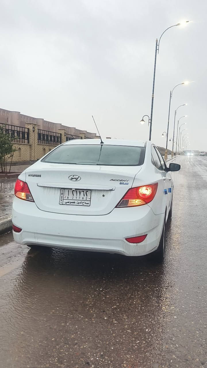 بسعر مناسب 110 وبيها مجال 

اكسنت خليجي بللو 

2013

مكفوله من الصبغ والضرر فقط بارد بصيط جدا 

مكينه ١٦

فول مواصفات 

فتحه 

اشاير بل مري 

تحكم ستيرن 

وهواي شغلات

للأستسفار 

***********
