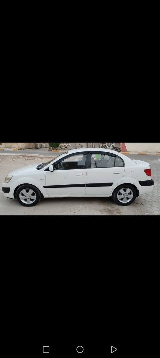 السلام عليكم
للبيع كيه برايد موديل 2009 لون ابيض رقم الانبار بسمي محرك 1600 سياره والله كلش حلونه ونضيفه السعر 75 وبيه مجال بسيط ***********
