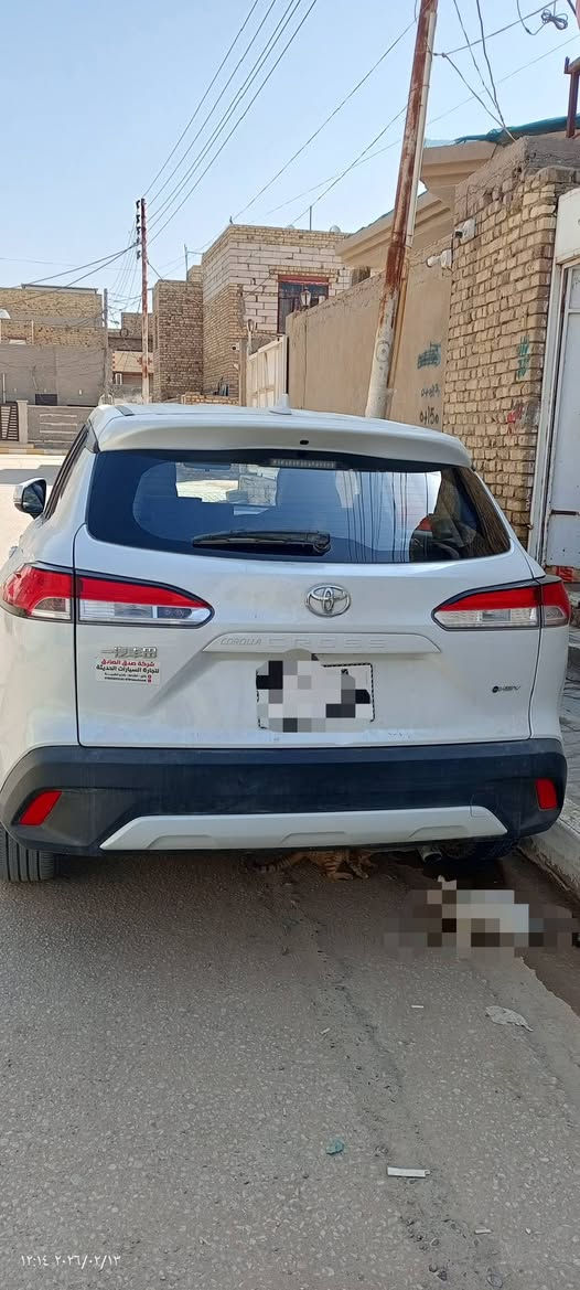 🚘 كورلا كروس 2025 هايبرد
‏موديل 2025
‏ حجم المحرك 4Cylinder 2.0L 
 مرتبط بناقل حركة أوتوماتيك 
بقوة 169 حصان 
‏ مفتاح التشغيل بصمة 
‏ دفع ثنائي FWD
‏سلايد رو
‏ اريل نفكيتر 
‏ رادار 
‏لايت هالوجين 
‏ اشارة في المرايا الجانبية 
‏ 4 جام اوتو
‏المرايا قابلة للطي 
‏ ماسحة خلفية 
‏ عدد AIR BAG 7
‏هاند بريك كهرباء 
‏ ا ABS 
 دشبول شاشة ديجيتال
‏مثبت السرعة Cruise 
‏تحكمات مقود
‏ ا Bluetooth / USB 
‏مخرج منفذ الطاقة 
‏ فحص نظام السيارة 
‏ تتسع المقصورة ل 5 ركاب
 تبريد شاشة 
‏ قطعتين تبريد
‏أوتو هولد Auto Hold 
‏نظام تحديد المسار 
 نظام مانع الانزلاق 
تطعيم الدواخل ألمنيوم 

‏💵 السعر 27.700
للاستفسار ‏‪***********‬‏
