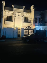 بيت طابقين حي الأكراد فول مواصفاته شارع 30 م  بناء طابوق السعر ع خاص م...